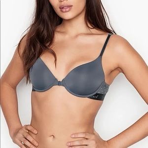 NWOT Victoria’s Secret T-Shirt Lightly Lined Demi Bra 34DD